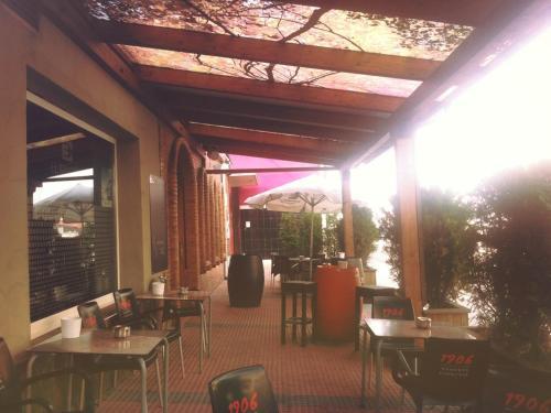 Hotel El Balcon Aviles Exterior photo